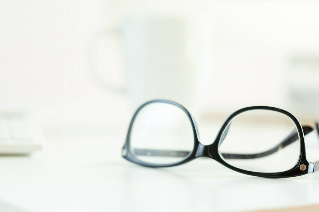 Czym charakteryzują się okulary zerówki z filtrem BLUE CONTROL?